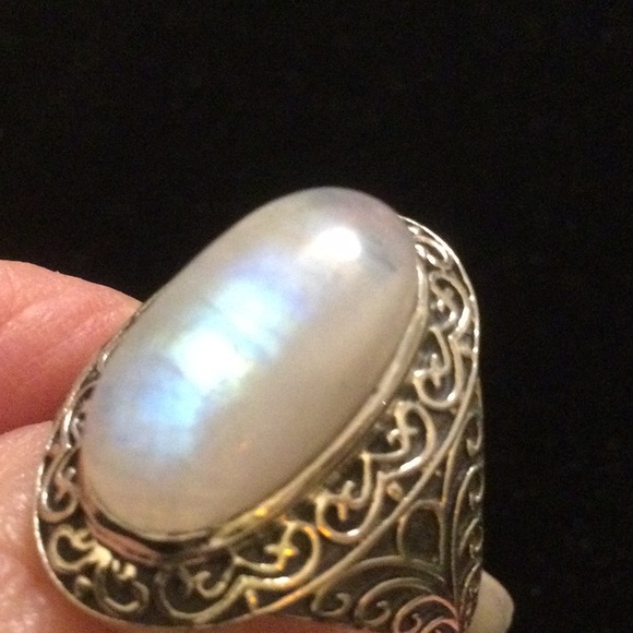 INCREDIBLE TOP QUALITY BLUE MOONSTONE RING - Picture 8 of 8